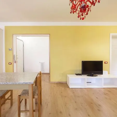 Rainbow House Lejlighed