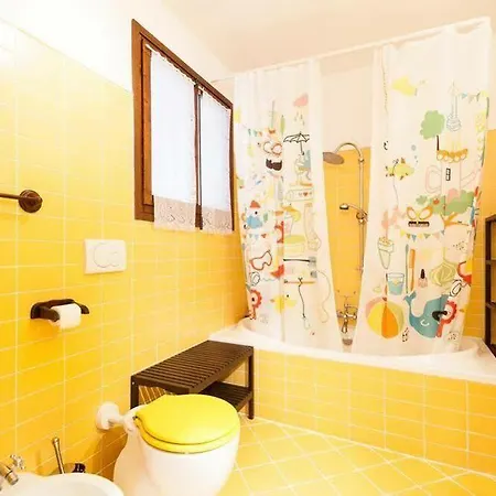 Rainbow House * Bologna