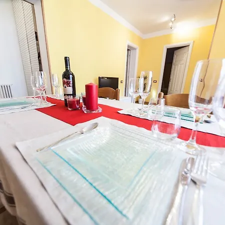 Rainbow House Apartman Bologna
